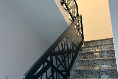 Case strejnicu.  premim plus! 235000 tva inclus - 12