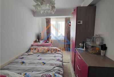 Apartament de vanzare cu 3 camere in zona Trapezului - 6