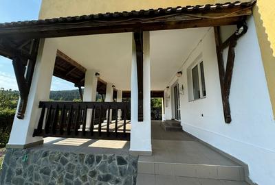 Casa in Sacele pozitionata intr-o zona linistita - 7