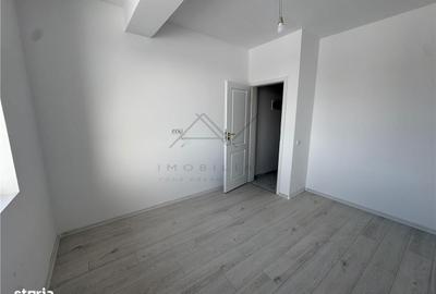 Casă cu 4 camere cu Teren 104 Mp în Alexandriei
