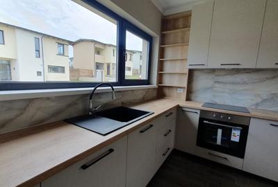 Casă individuală cu 4 camere cu Canalizare în Dezmir - 5