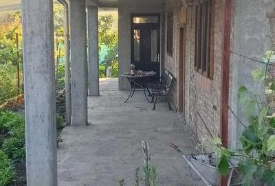 Casă cu 3 camere în Cepești - 2
