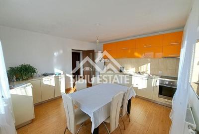 Casa Sibiu cu pivnita si garaj, curte mare - 3