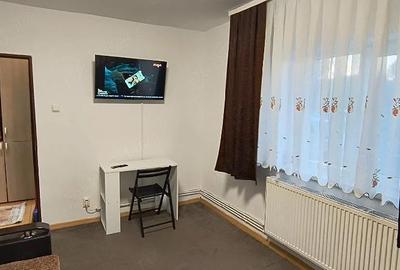 Garsonieră decomandată în Central - 2