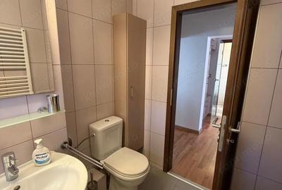 Apartament cu 3 camere semidecomandat în Girocului - 10