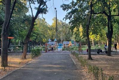 Apartament cu 2 camere decomandat în Sud