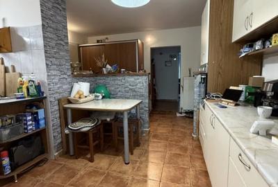 De vanzare apartament 3 camere decomandate, zona Odobescu,  comision 0% - 7