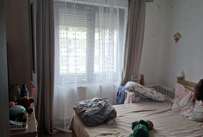 Apartament cu 3 camere decomandat în Exterior Vest - 7