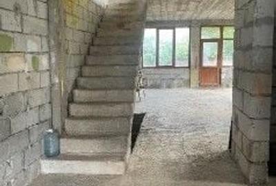 Casă individuală cu 6 camere cu Canalizare în Bucureștii Noi - 9