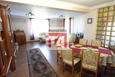 Casă cu Teren 1500 Mp în Central - 11