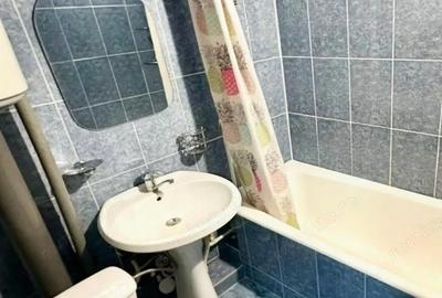 Garsonieră decomandată în Complex Studențesc