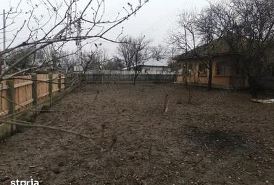 Casă cu 5 camere cu Teren 965 Mp în Grădiștea
