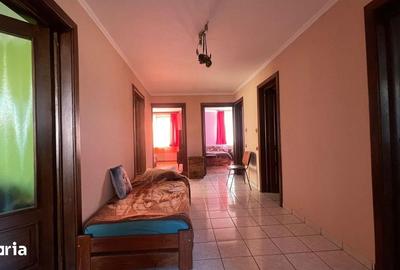 Casă cu 4 camere cu Teren 370 Mp în Central - 5