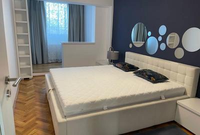 Apartament cu 3 camere decomandat în Polivalentă - 2