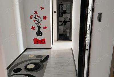 Apartament cu 2 camere decomandat