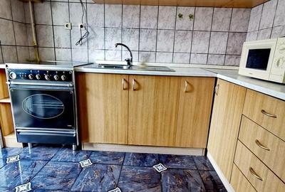 Apartament cu 2 camere decomandat în Piața Unirii