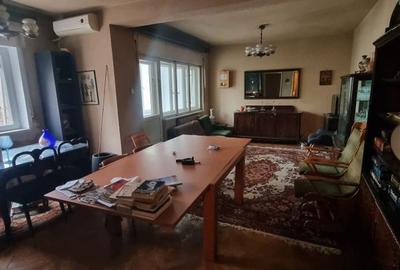 APARTAMENT SPATIOS  IN VILA CU GARAJ  SI BOXA ZONA PAJURA COMISION 0 CUMPARATOR - 1