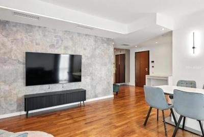 Apartament cu 3 camere, mobilat în Băneasa