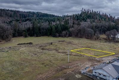 Teren de 3340 mp, în Cristian - 3