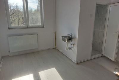 Garsonieră nedecomandată în Apărătorii Patriei - 3