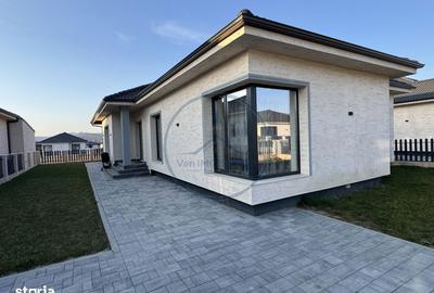 Casă cu 4 camere cu Teren 500 Mp în Unirea - 5