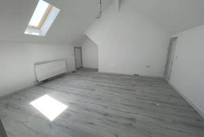 Casă cu 5 camere cu Teren 480 Mp în Domnești - 7