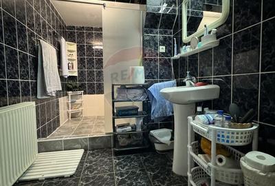 Casă cu 4 camere cu Teren 330 Mp în Central - 9
