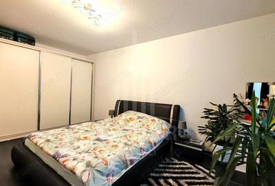 Apartament cu 4 camere decomandat, mobilat în Central