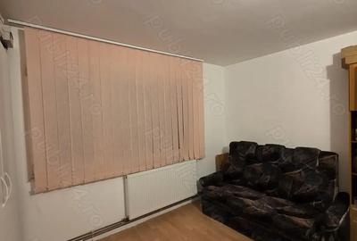 Vand apartament 2 camere - 1