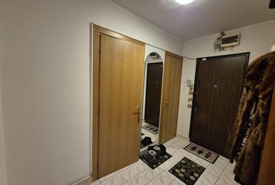 Apartament cu 4 camere decomandat în Păcii - 12