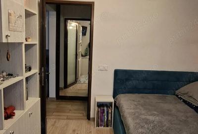 Apartament cu 3 camere decomandat în Craiovei - 4