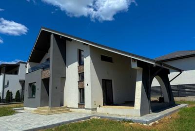 Vila de vanzare cu design deosebit in cartierul Bucium - 28