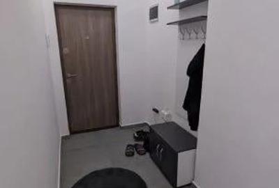 Garsonieră decomandată în Berceni