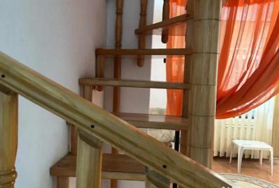 Casă cu 7 camere cu Teren 518 Mp în Mamaia - 12