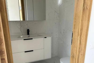 Casă individuală cu 4 camere cu Canalizare în Exterior Est - 26