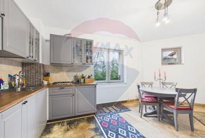 Casă cu 7 camere cu Teren 605 Mp în Snagov - 21