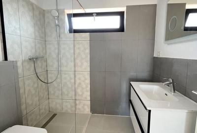 Casă individuală cu 5 camere cu Canalizare în Balotești - 24