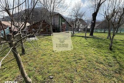 Casă cu 6 camere cu Teren 600 Mp în Central