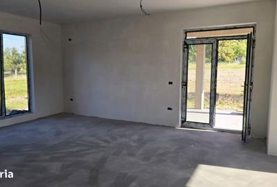 Casă cu 4 camere cu Teren 814 Mp în Groși - 5