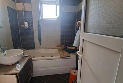 Apartament cu 3 camere semidecomandat, mobilat în Colentina - 10