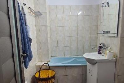 Spre inchiriere apartament 4 camere Curtea de Arges ultracentral - 7