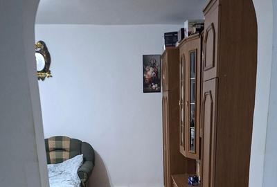 Apartament cu 3 camere decomandat în Central - 1