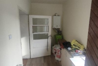 Casă individuală cu 5 camere cu Canalizare în Girocului - 8