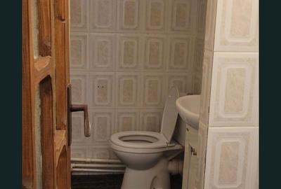 Apartament cu 3 camere decomandat în Micro 20 - 8
