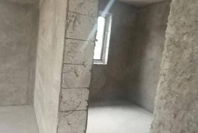 Casă cu 4 camere cu Teren 1620 Mp în Curtea de Argeș - 9