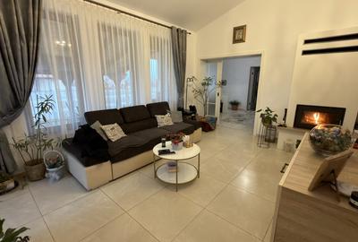 Casă individuală cu 5 camere cu Teren 869 Mp în Cetate - 2