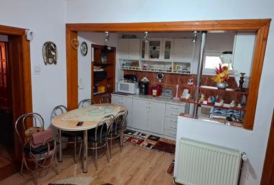 Casă spațioasă in comuna Subcetate, jud. Harghita - 8