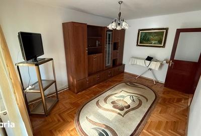 Apartament cu 3 camere în Central - 1