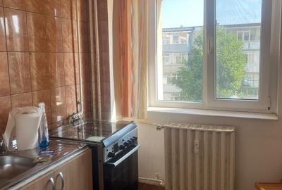 Garsonieră decomandată în Prundu