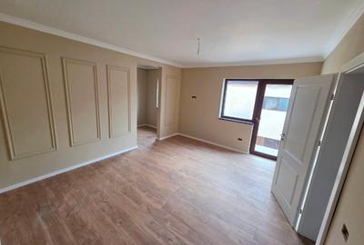 Nou! Proprietar  P+E 155mp util 50m asfalt - 7